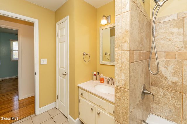 22 Hialeah Drive, Troy, NY 12182