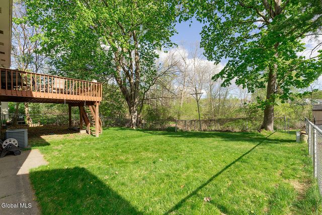 22 Hialeah Drive, Troy, NY 12182