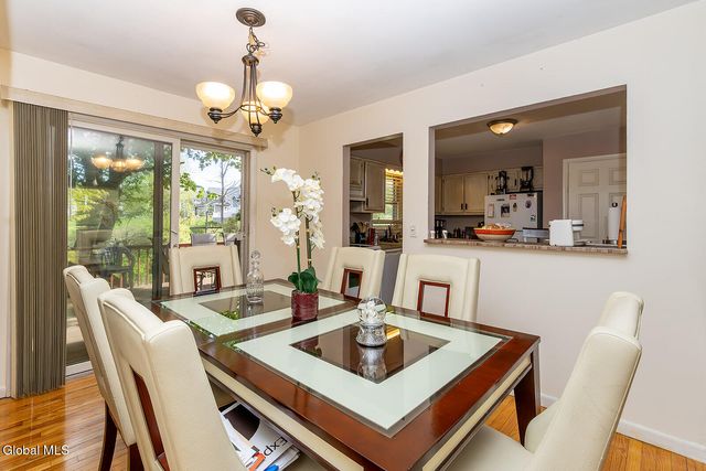22 Hialeah Drive, Troy, NY 12182