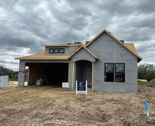 4768 Signature Drive, Bay City, MI 48706
