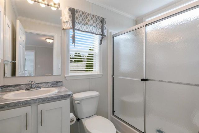 84 Caddy Drive, Salem, NH 03079