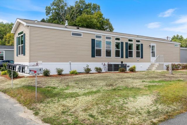 84 Caddy Drive, Salem, NH 03079