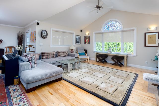 20-A O'Brien Drive, South Burlington, VT 05403