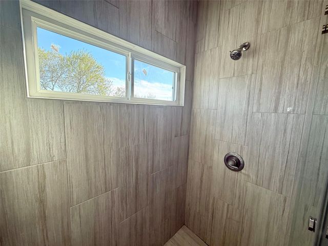 9015 Puritan Way, Rosharon, TX 77583