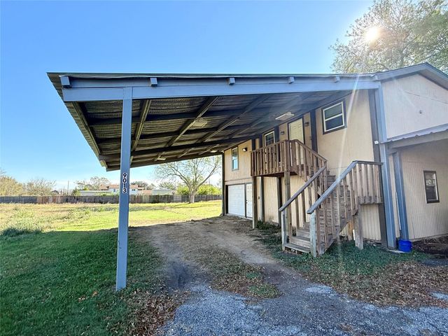 9015 Puritan Way, Rosharon, TX 77583