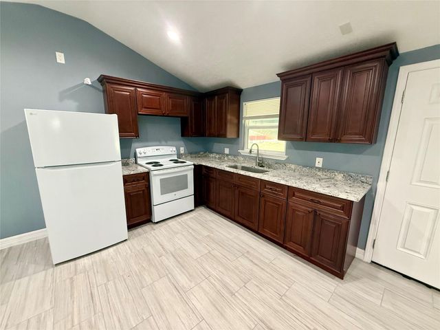 9015 Puritan Way, Rosharon, TX 77583