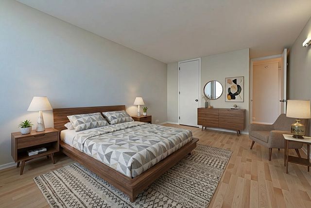 4800 S Chicago Beach Drive 2104S, Chicago, IL 60615