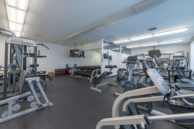 4800 S Chicago Beach Drive 2104S, Chicago, IL 60615