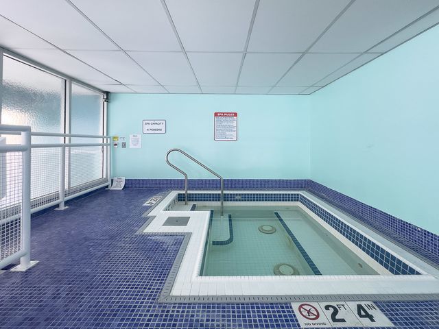 4800 S Chicago Beach Drive 2104S, Chicago, IL 60615