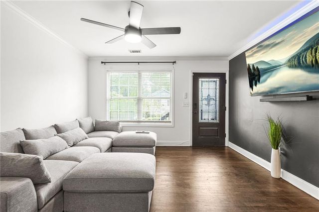 545 Elmwood NW Road, Atlanta, GA 30318