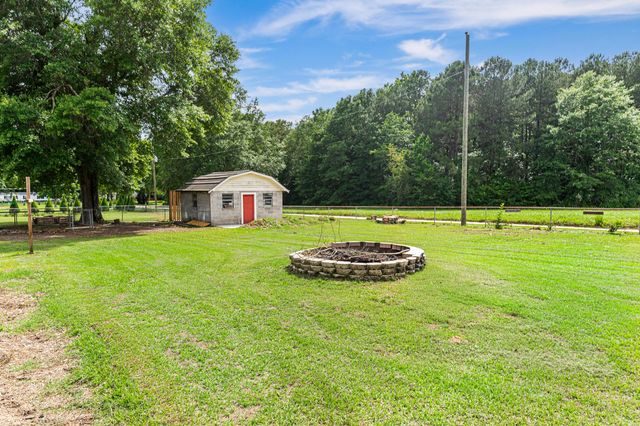 1433 Neeses Highway, Orangeburg, SC 29115