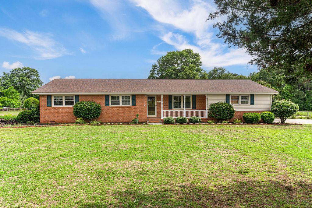 1433 Neeses Highway, Orangeburg, SC 29115