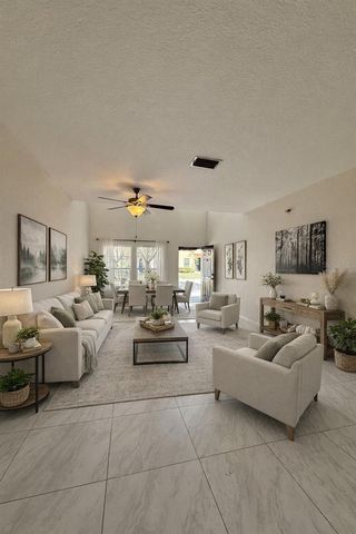 16306 PARKSTONE PALMS COURT, Tampa, FL 33647