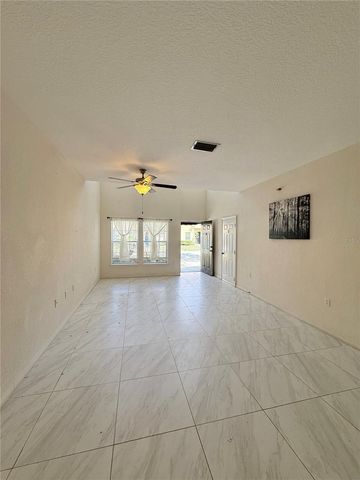 16306 PARKSTONE PALMS COURT, Tampa, FL 33647