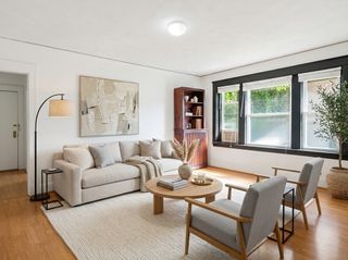 1607 Commonwealth Ave 04, Boston, MA 02135