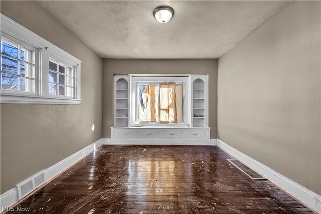 3261 E 119th Street, Cleveland, OH 44120