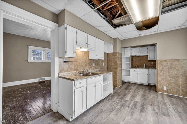 3261 E 119th Street, Cleveland, OH 44120