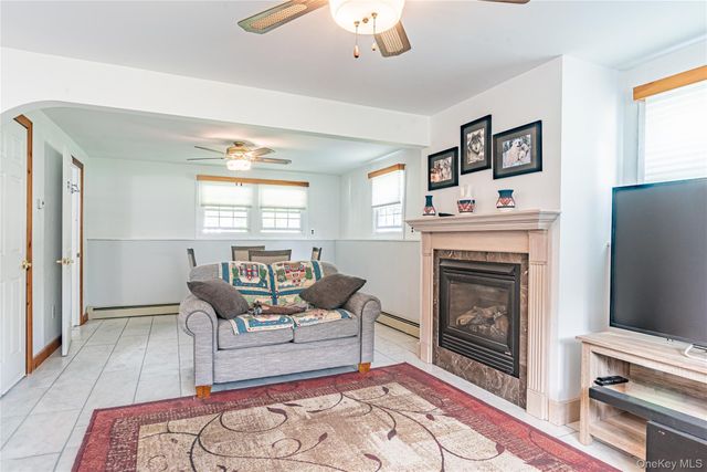 4 Russett Lane, Wappingers Falls, NY 12590