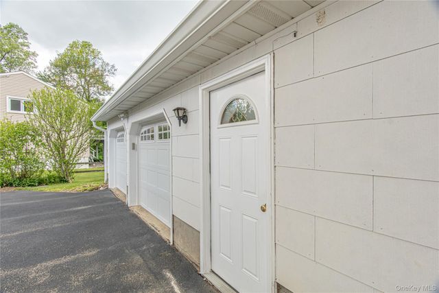 4 Russett Lane, Wappingers Falls, NY 12590