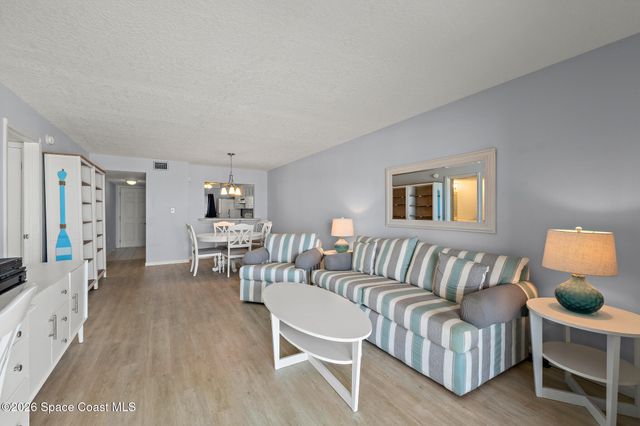 1415 N Hwy A1a 402, Indialantic, FL 32903