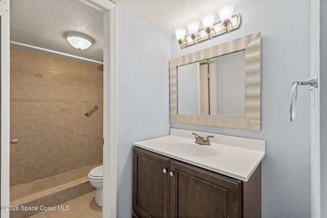 1415 N Hwy A1a 402, Indialantic, FL 32903