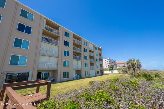 1415 N Hwy A1a 402, Indialantic, FL 32903