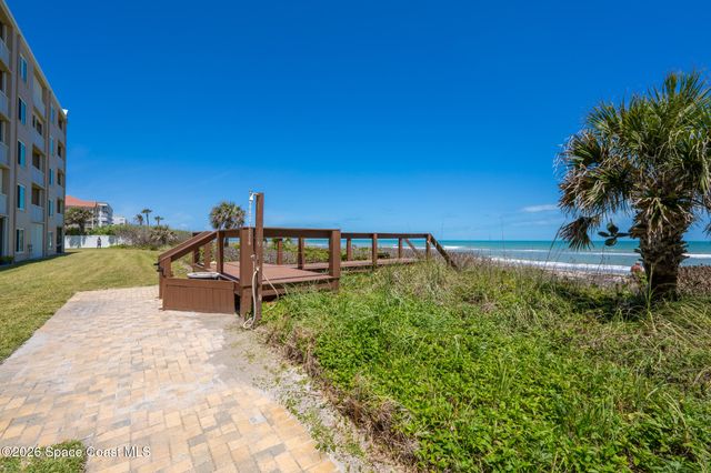 1415 N Hwy A1a 402, Indialantic, FL 32903