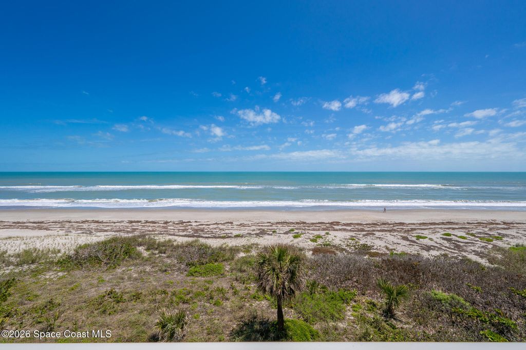 1415 N Hwy A1a 402, Indialantic, FL 32903