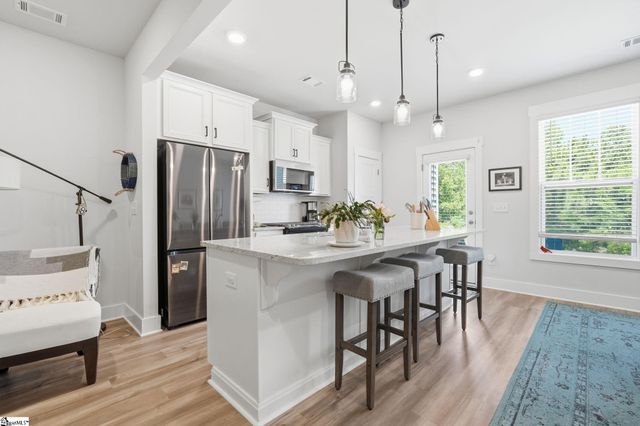 64 Mardale Lane, Greenville, SC 29609