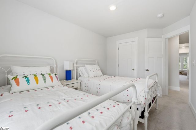 64 Mardale Lane, Greenville, SC 29609