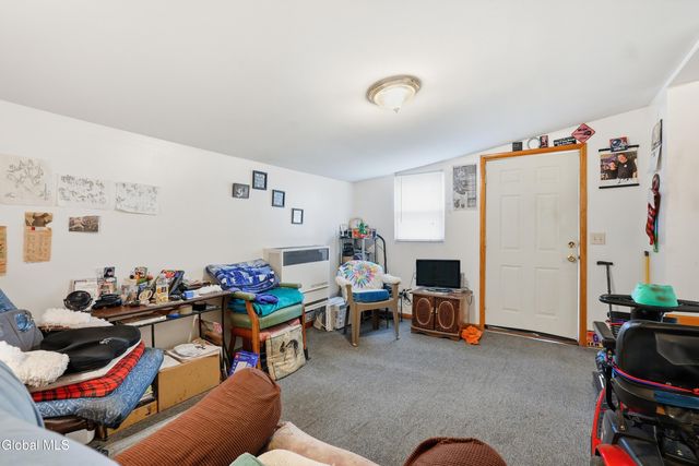 853 5th Avenue, Troy, NY 12182