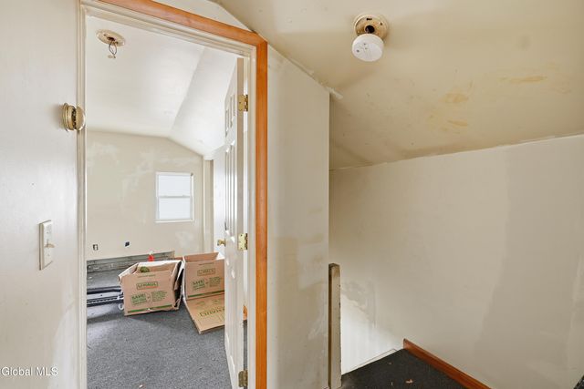 853 5th Avenue, Troy, NY 12182