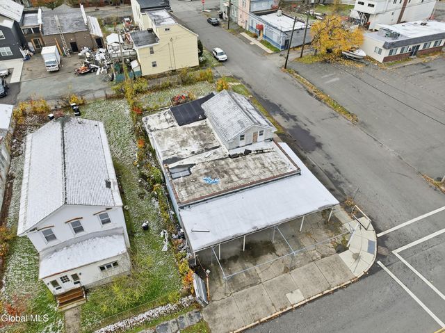 853 5th Avenue, Troy, NY 12182