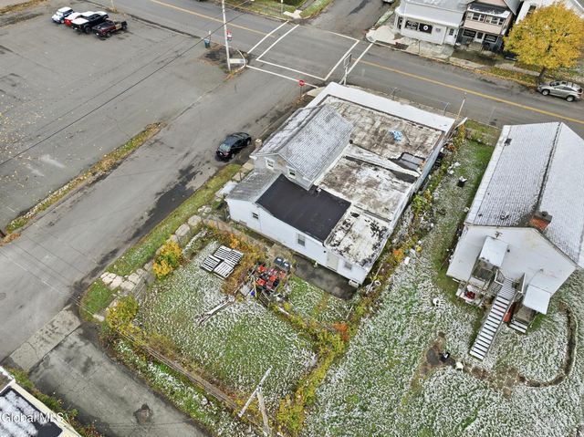 853 5th Avenue, Troy, NY 12182