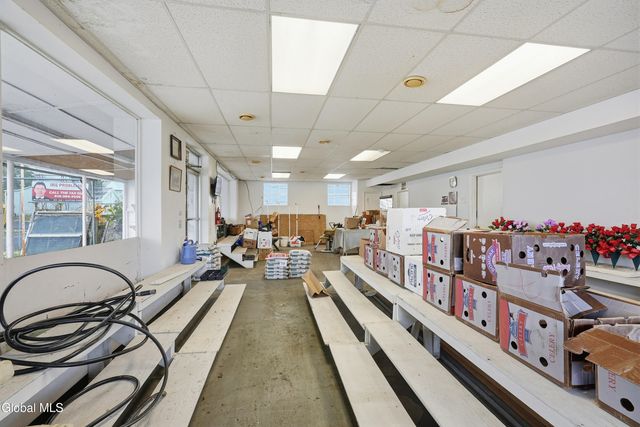 853 5th Avenue, Troy, NY 12182