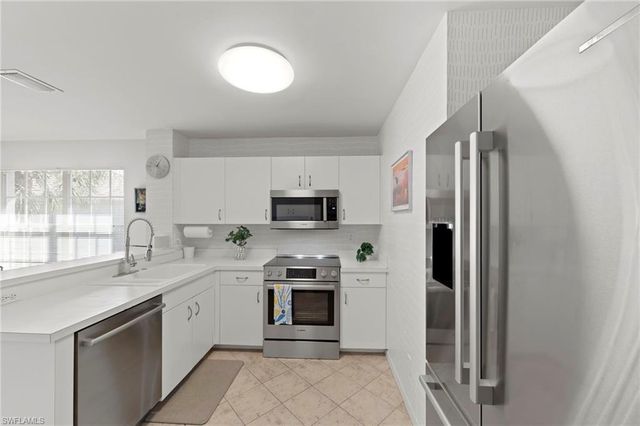 8331 Grand Palm DR # 3, Estero, FL 33967