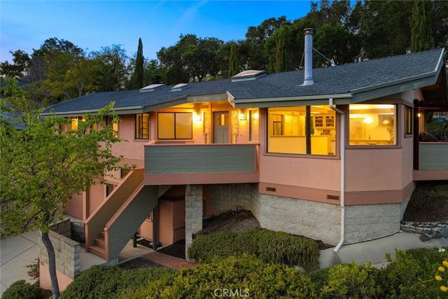 957 Skyline Drive, San Luis Obispo, CA 93405