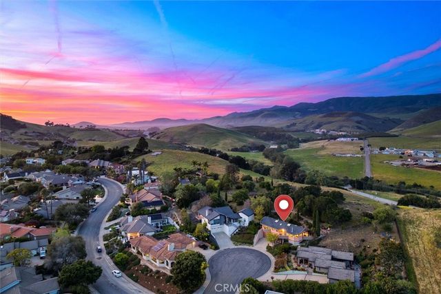 957 Skyline Drive, San Luis Obispo, CA 93405