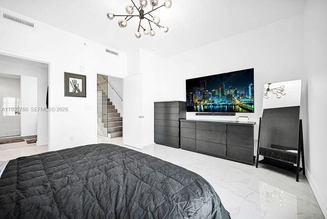 455 NE 39th St 205, Miami, FL 33137