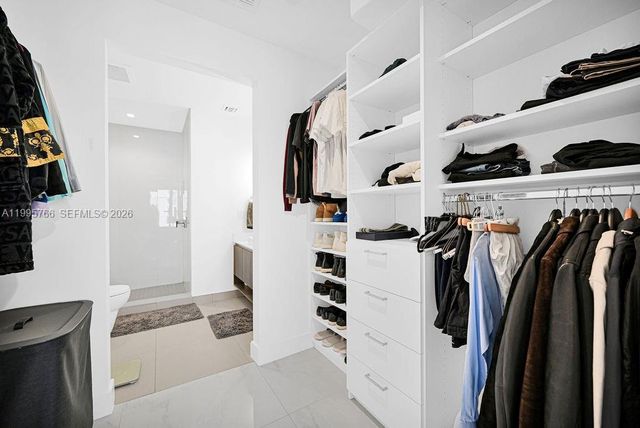 455 NE 39th St 205, Miami, FL 33137