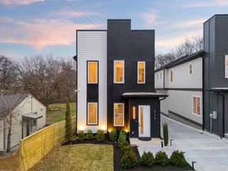 1717 Luton St # B, Nashville, TN 37207