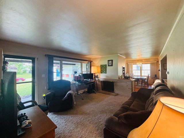 2606 Bolton Drive, Fort Wayne, IN 46803