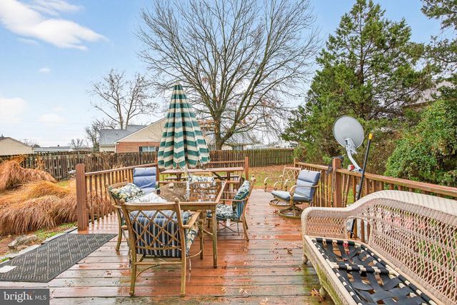 6 HARMONY CT, Newark, DE 19711