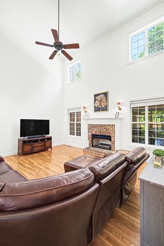 9716 Mountain Ash Ct, Brentwood, TN 37027