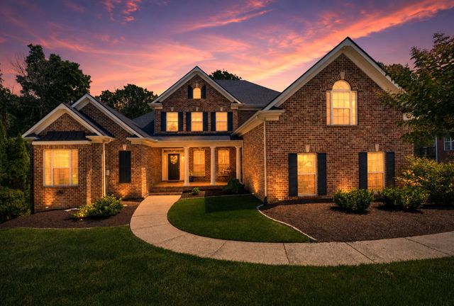 9716 Mountain Ash Ct, Brentwood, TN 37027