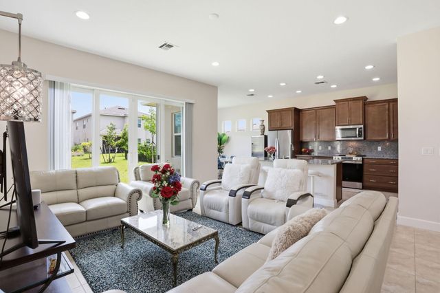 5572 Liberty Lane, Westlake, FL 33470