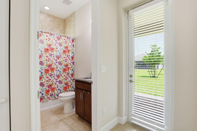 5572 Liberty Lane, Westlake, FL 33470