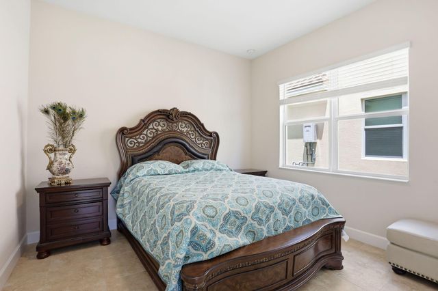 5572 Liberty Lane, Westlake, FL 33470