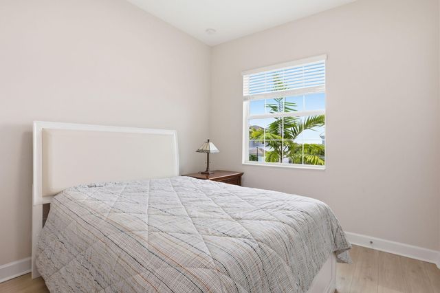 5572 Liberty Lane, Westlake, FL 33470