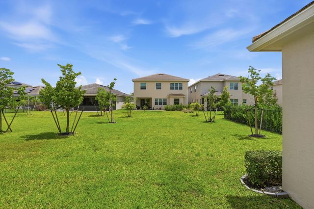 5572 Liberty Lane, Westlake, FL 33470